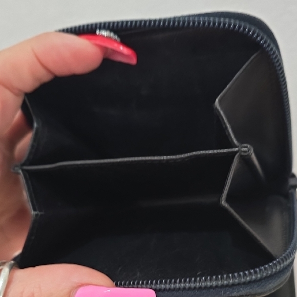 Prada Black Compact Wallet - Picture 12 of 14